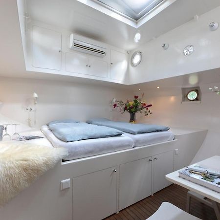 アムステルダム Houseboat Volle Maan Bed & Breakfast エクステリア 写真