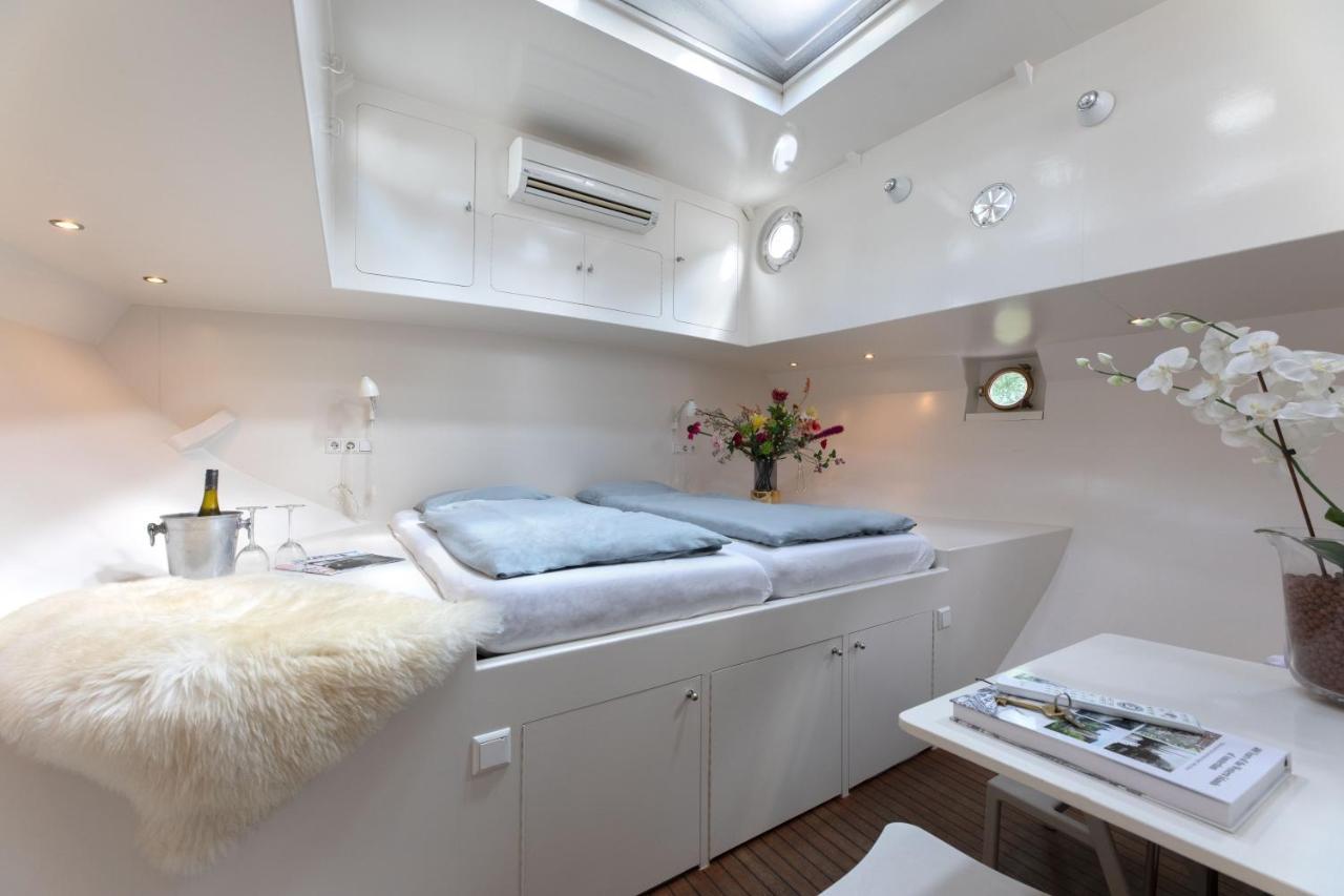 アムステルダム Houseboat Volle Maan Bed & Breakfast エクステリア 写真